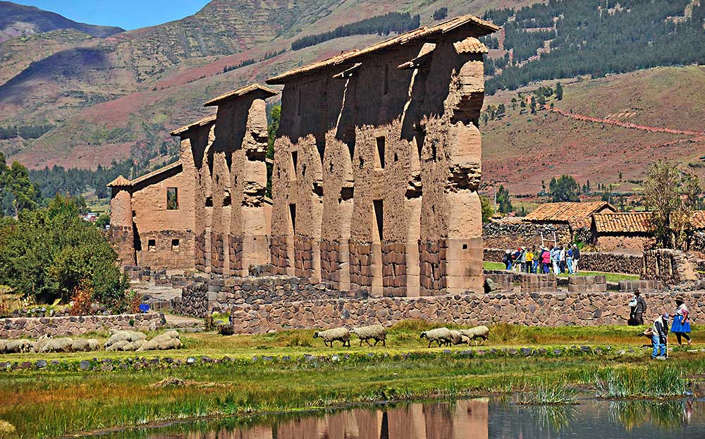 Raqchi and the temple of Wiracocha